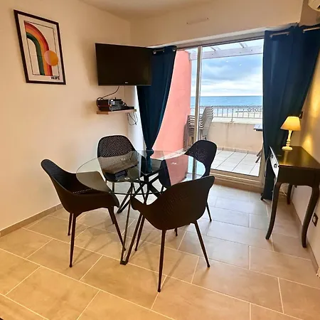 Asteria By Pom, Clim, Pkg, Wifi Apartmán